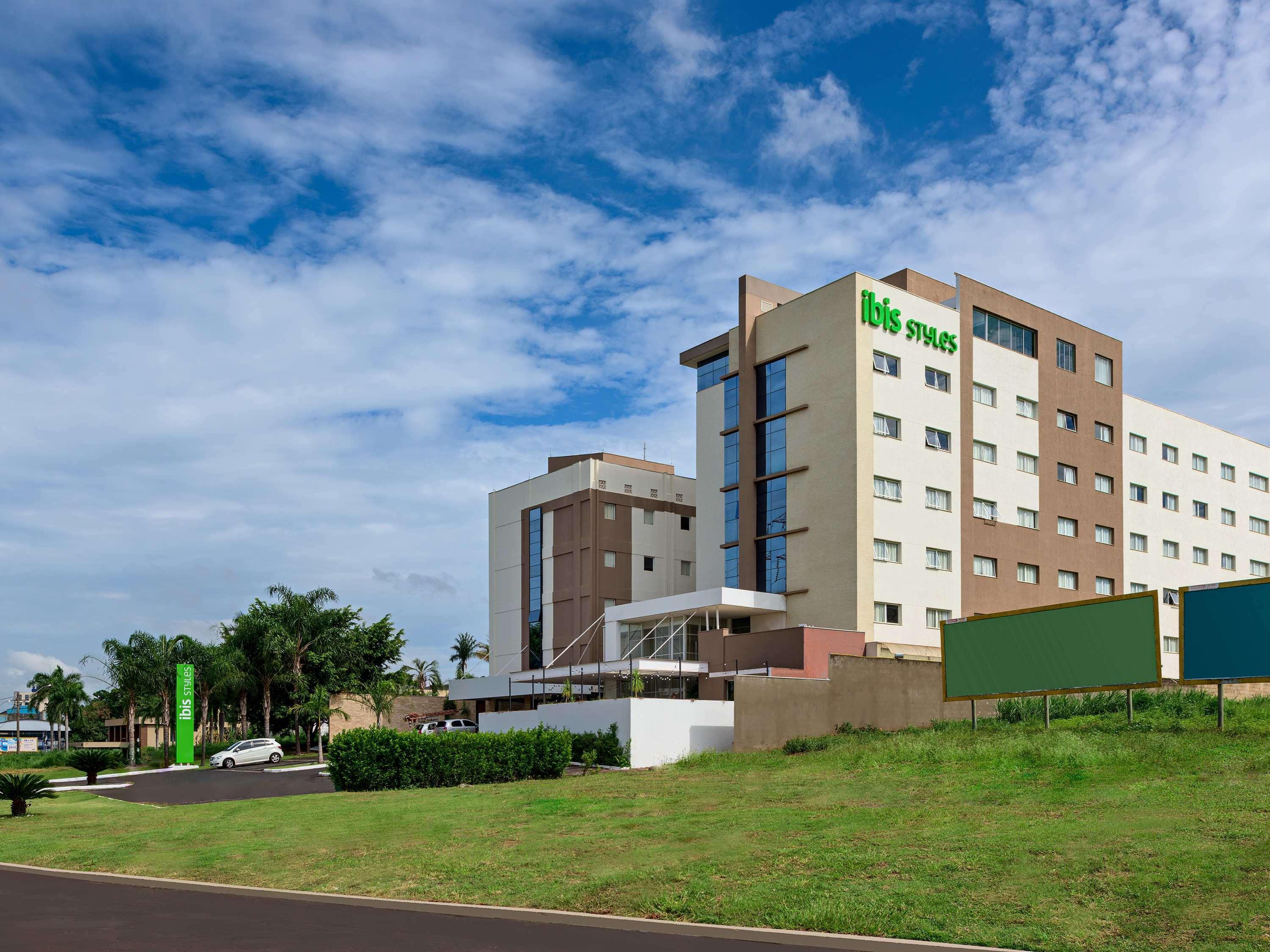 Ibis Styles Ribeirao Preto Maurilio Biagi Hotel Exterior photo